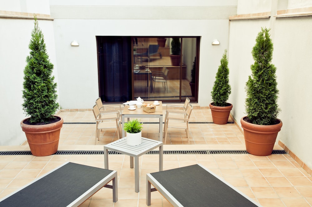 Up Suites Bcn 22
