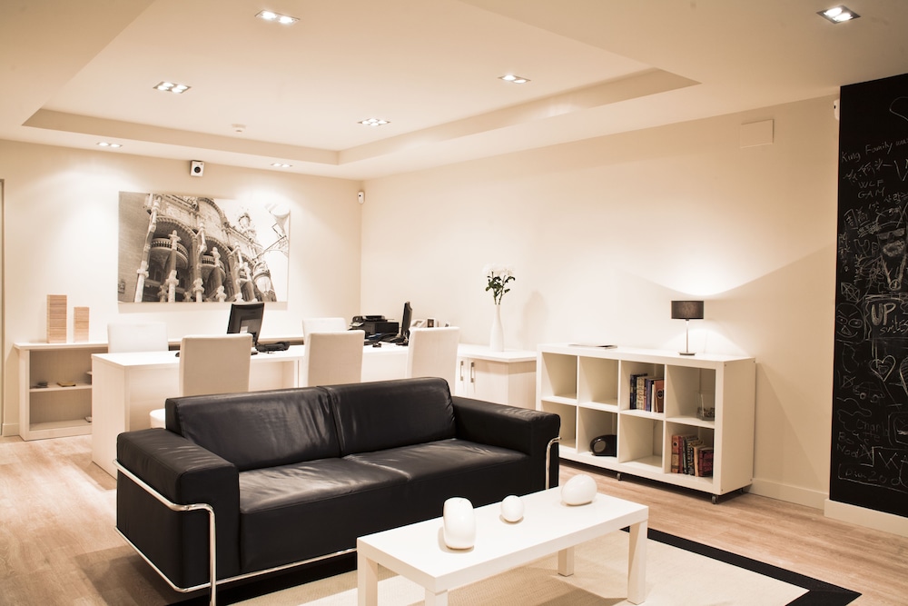 Up Suites Bcn 2