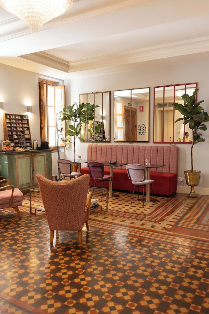 We Boutique Hotel 11