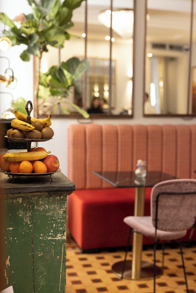 We Boutique Hotel 12