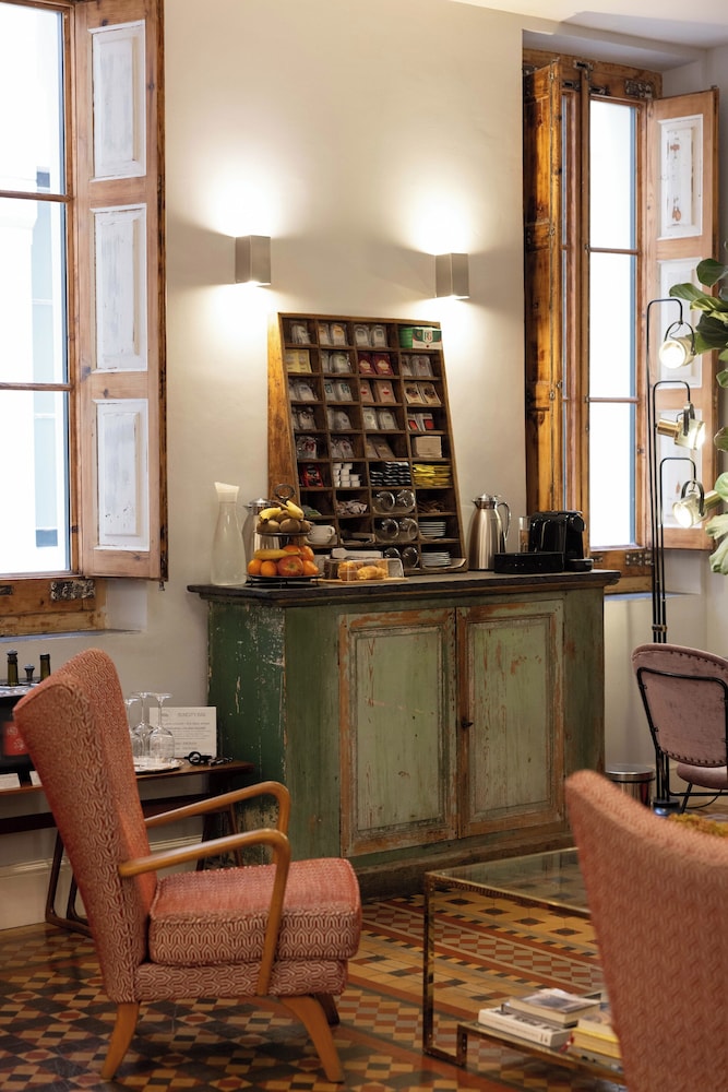 We Boutique Hotel 18