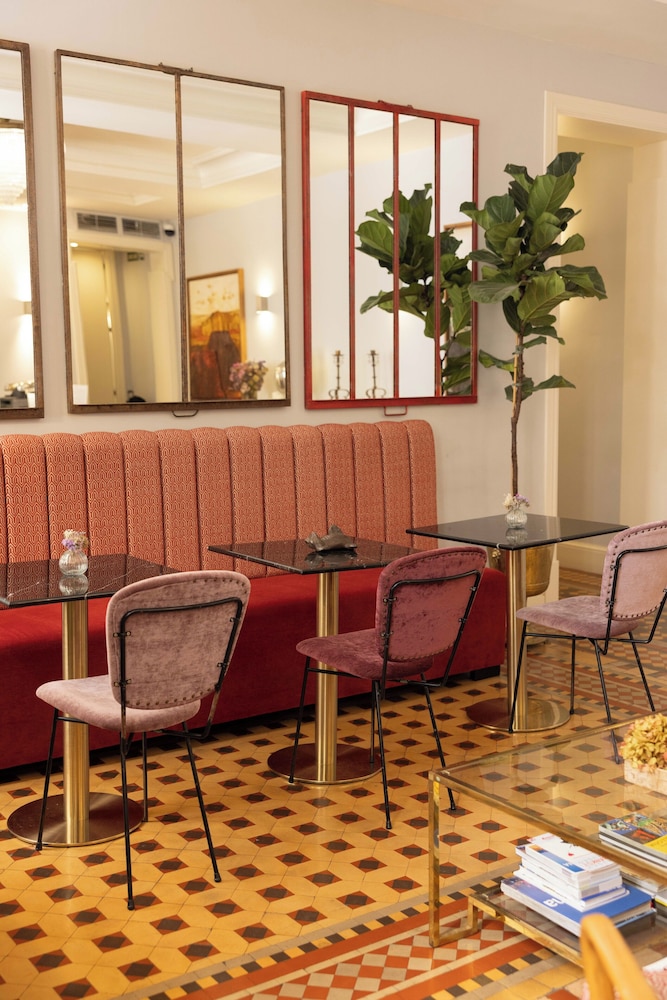 We Boutique Hotel 16