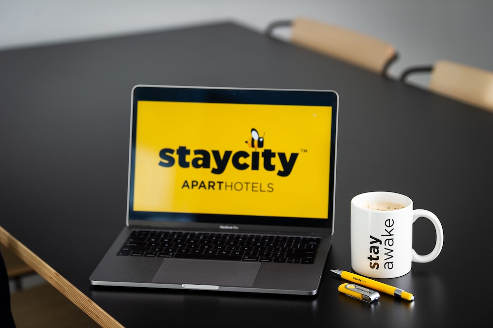 staycity Deptford Bridge Station 9