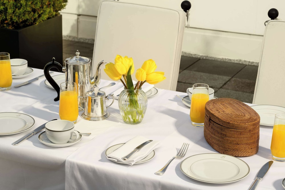 The Beaumont Mayfair 5
