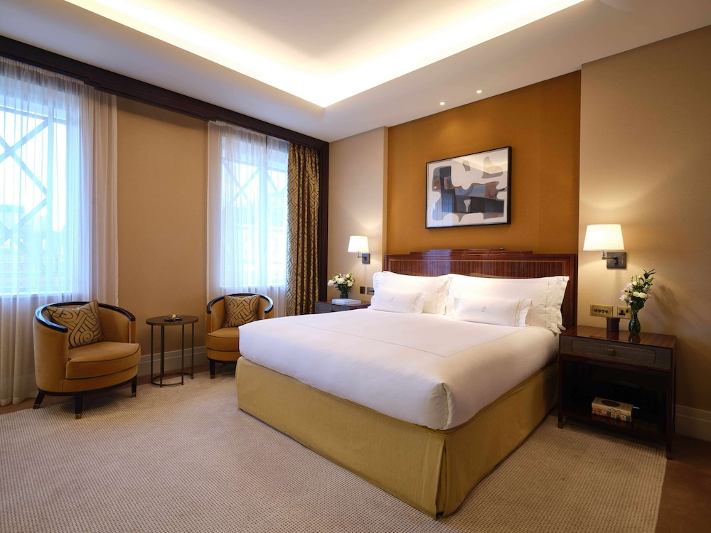 The Beaumont Mayfair 24