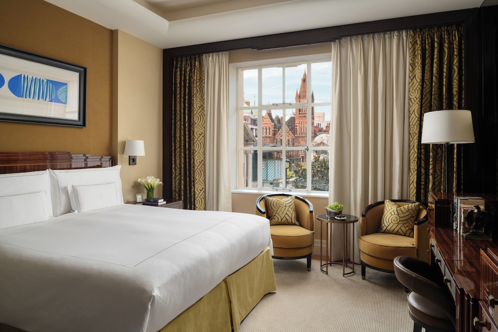 The Beaumont Mayfair 9