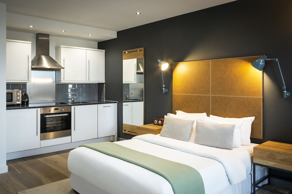 Aparthotel Adagio London Brentford 1