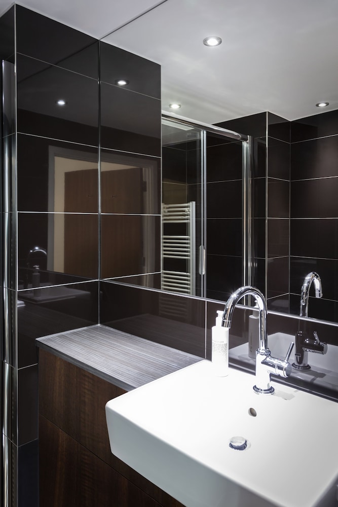 Aparthotel Adagio London Brentford 19