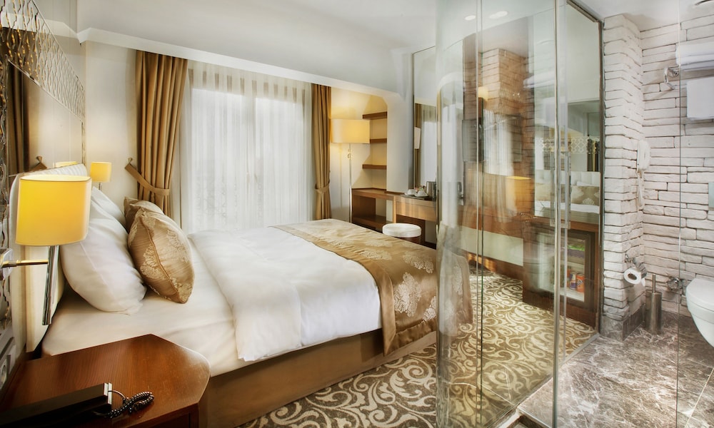 Pera Center Hotel 12