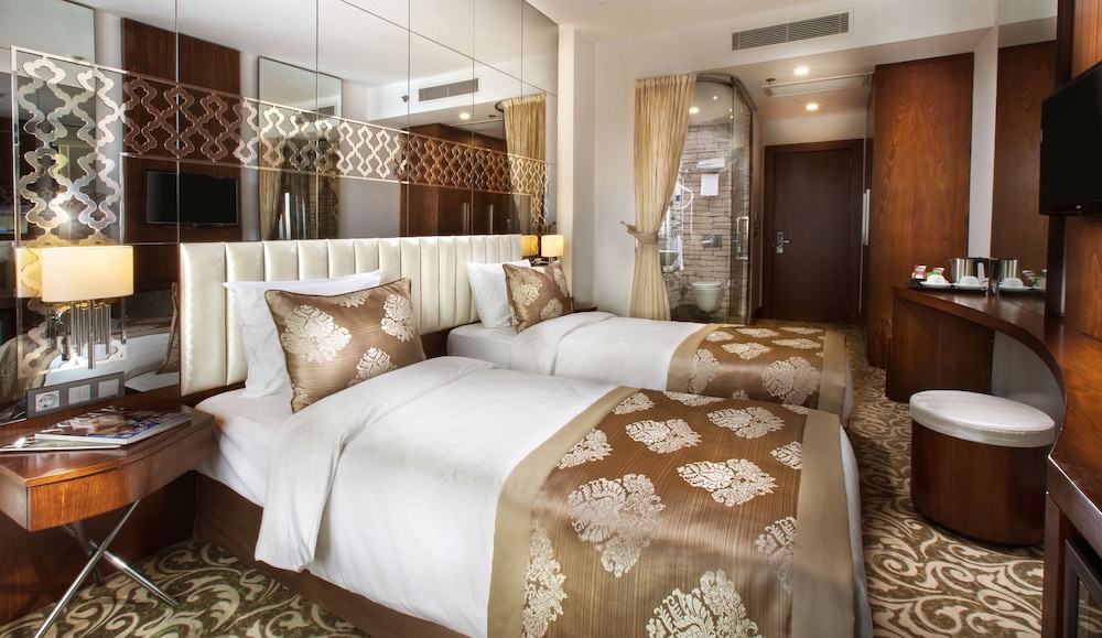 Pera Center Hotel 7