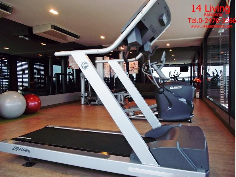 14 Living 7
