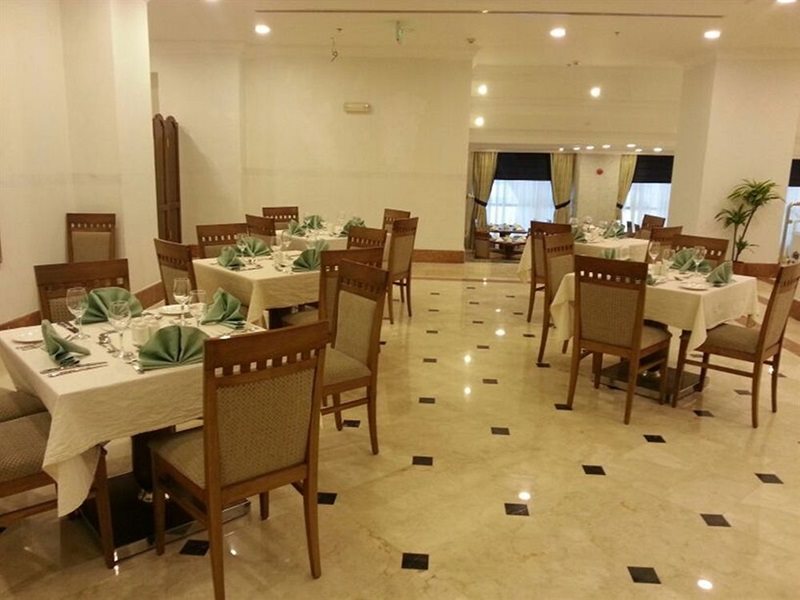 Royal Inn Al Rawda 11