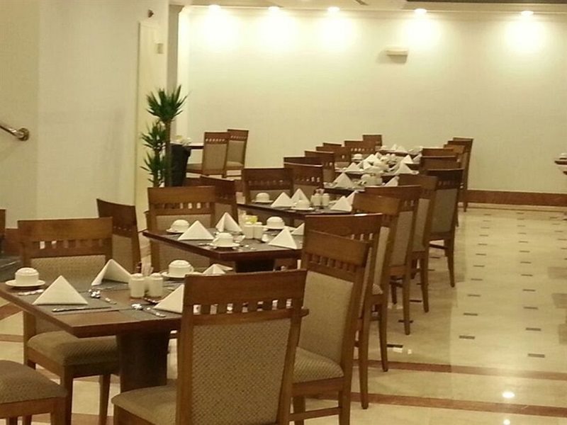 Royal Inn Al Rawda 15