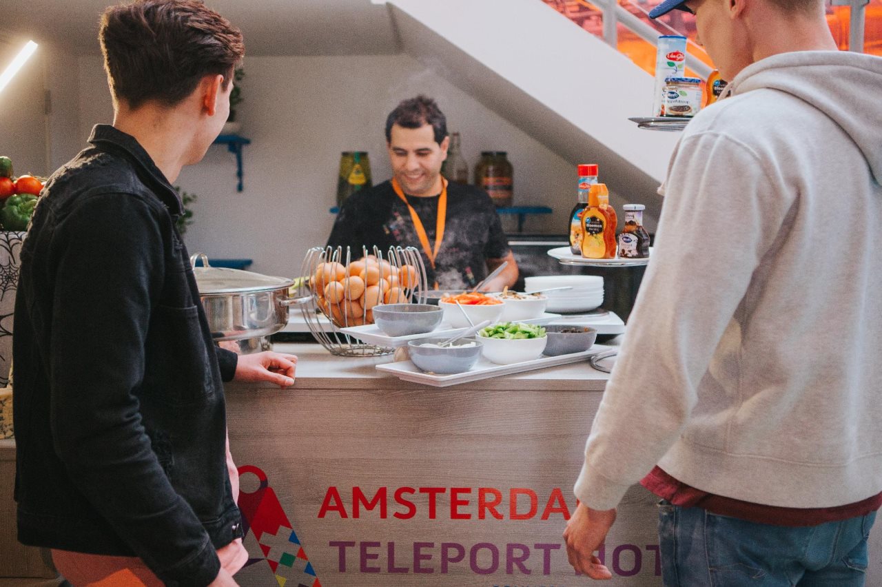 Amsterdam Teleport Hotel 12