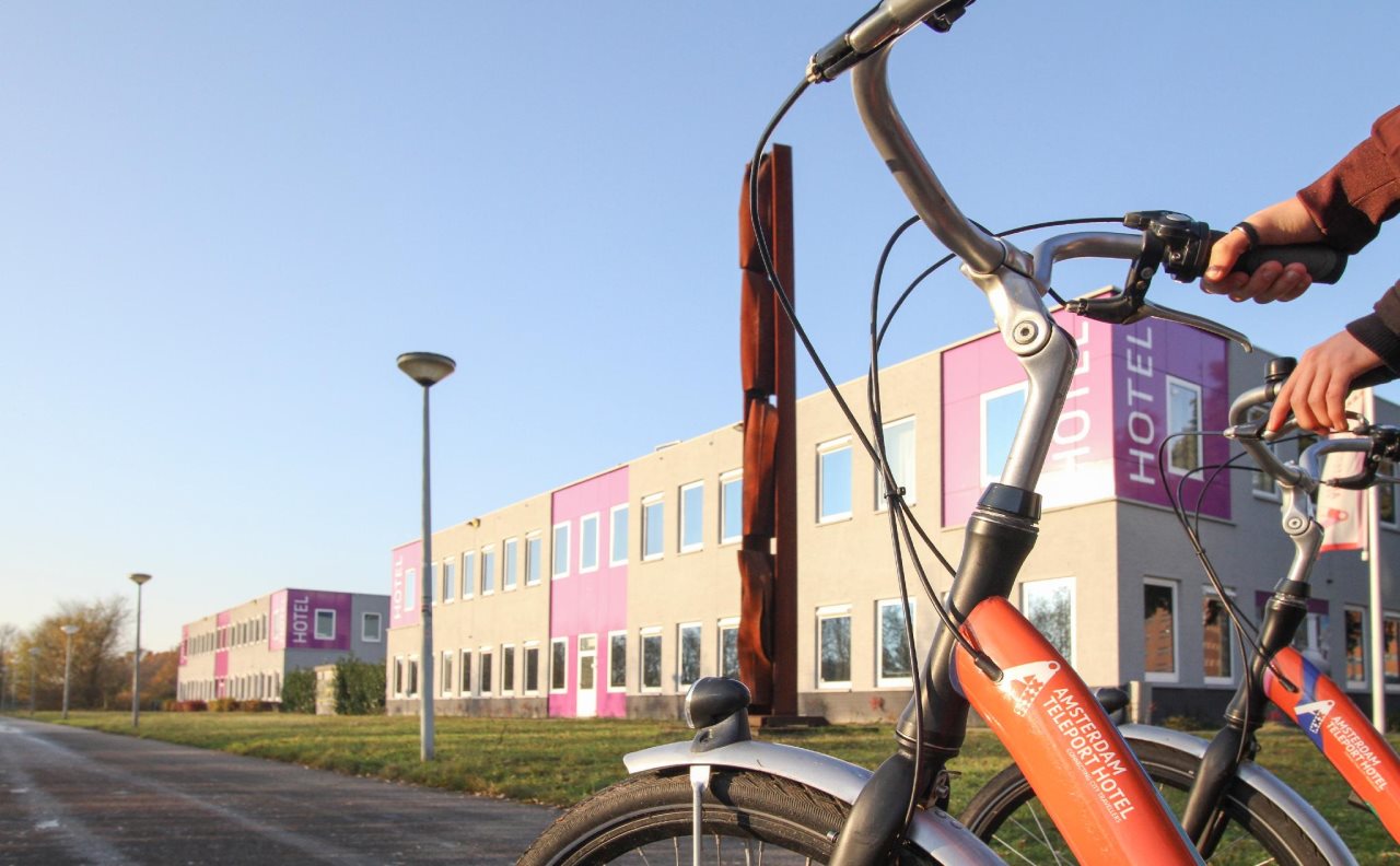 Amsterdam Teleport Hotel 18