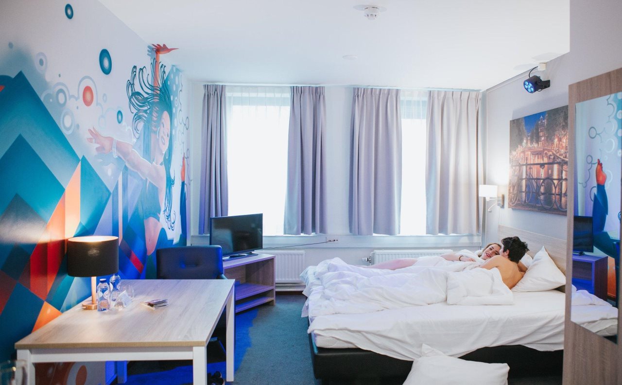 Amsterdam Teleport Hotel 22