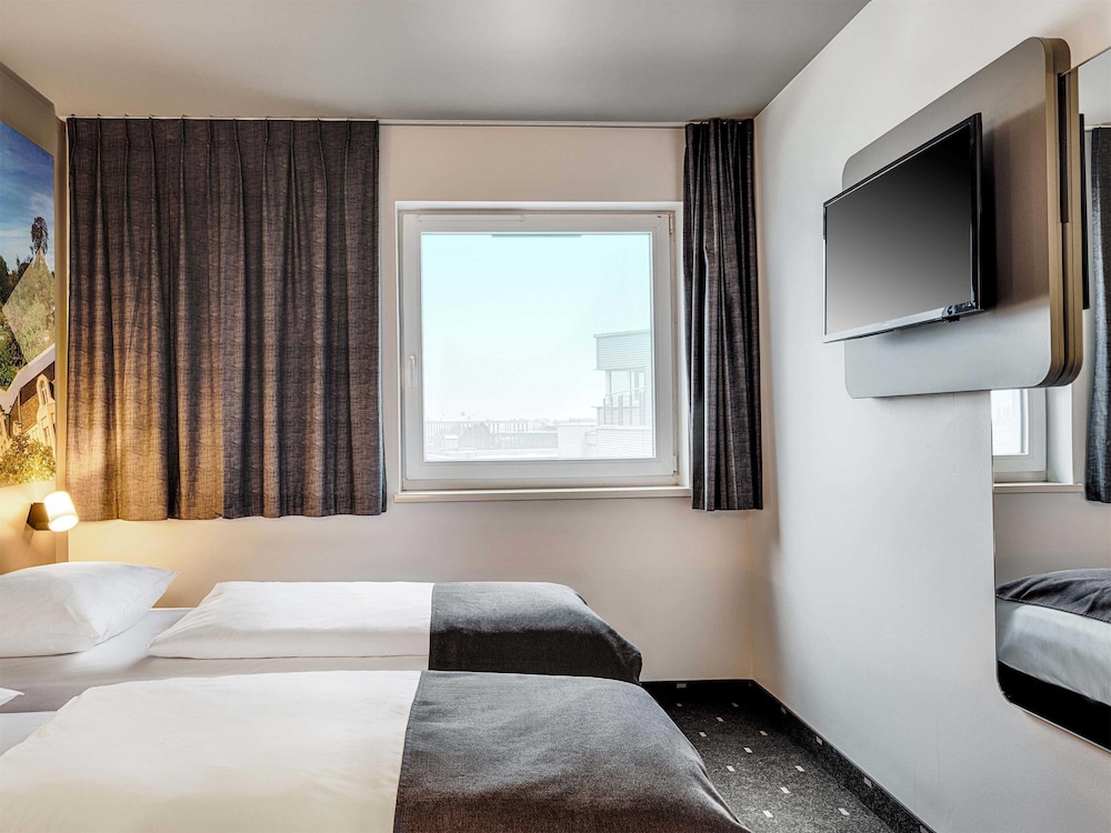 B&B HOTEL Bonn-West 13