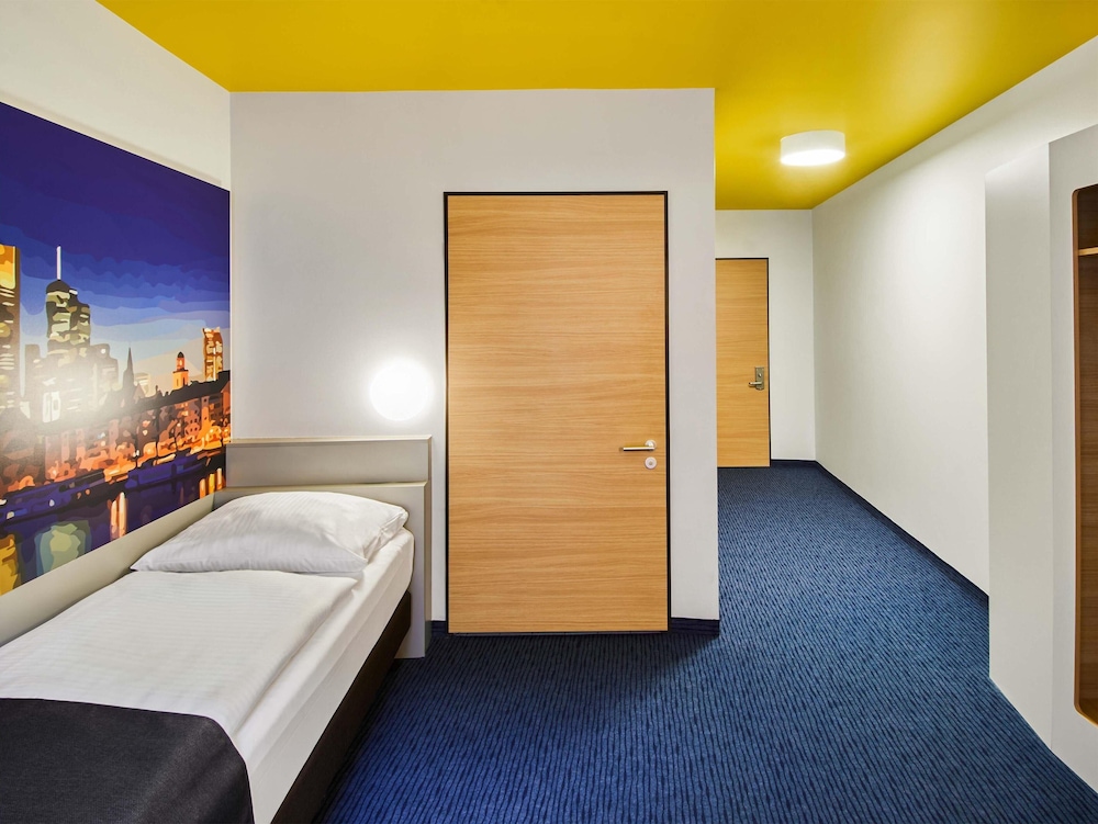 B&B HOTEL Frankfurt-Hbf 3