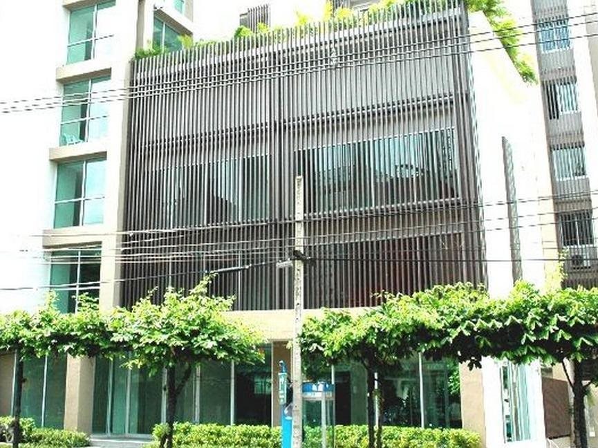 Bangkok Living 19