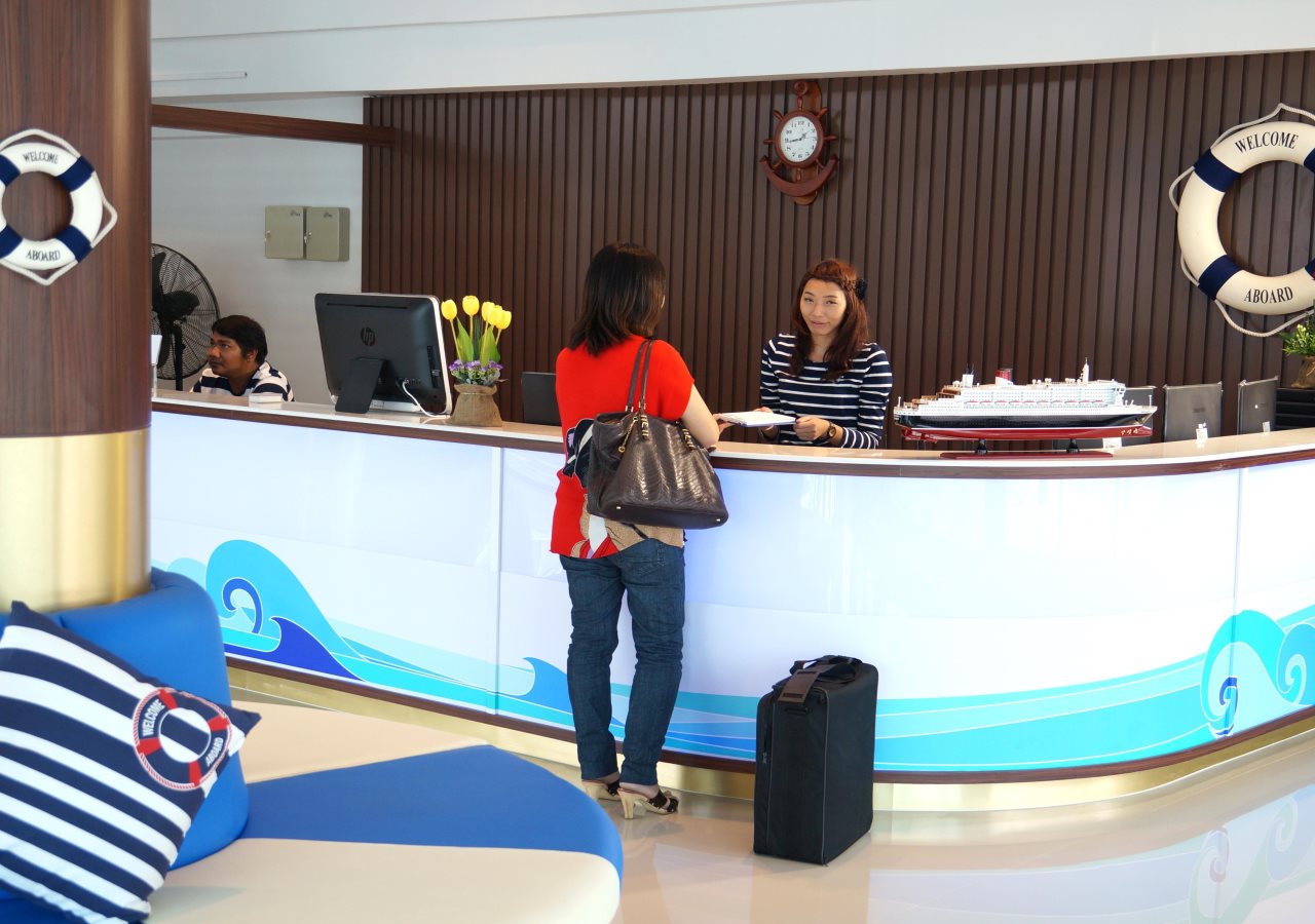 Bed by Cruise Hotel @ Samakkhi Tivanont 10