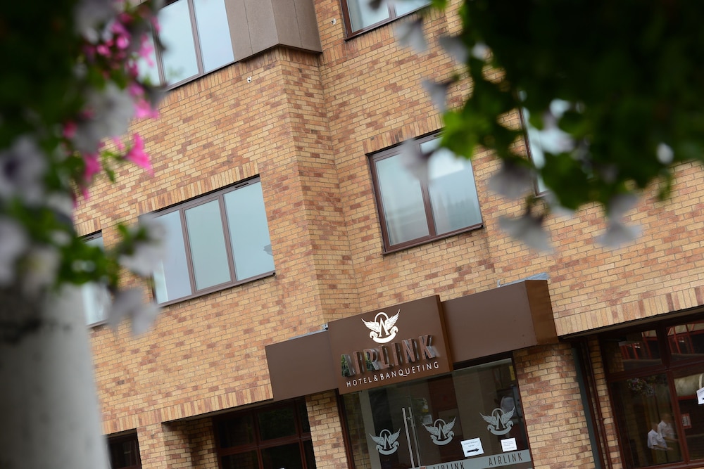 Airlink Hotel 1