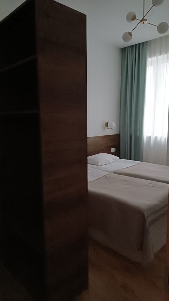 Alliance Hotel 22