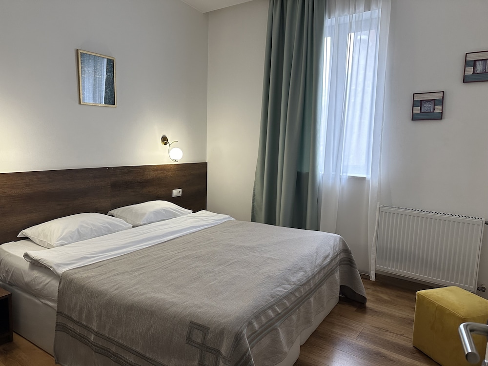 Alliance Hotel 23