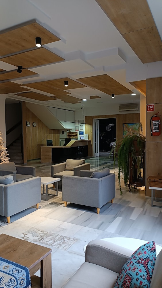 Alliance Hotel 4