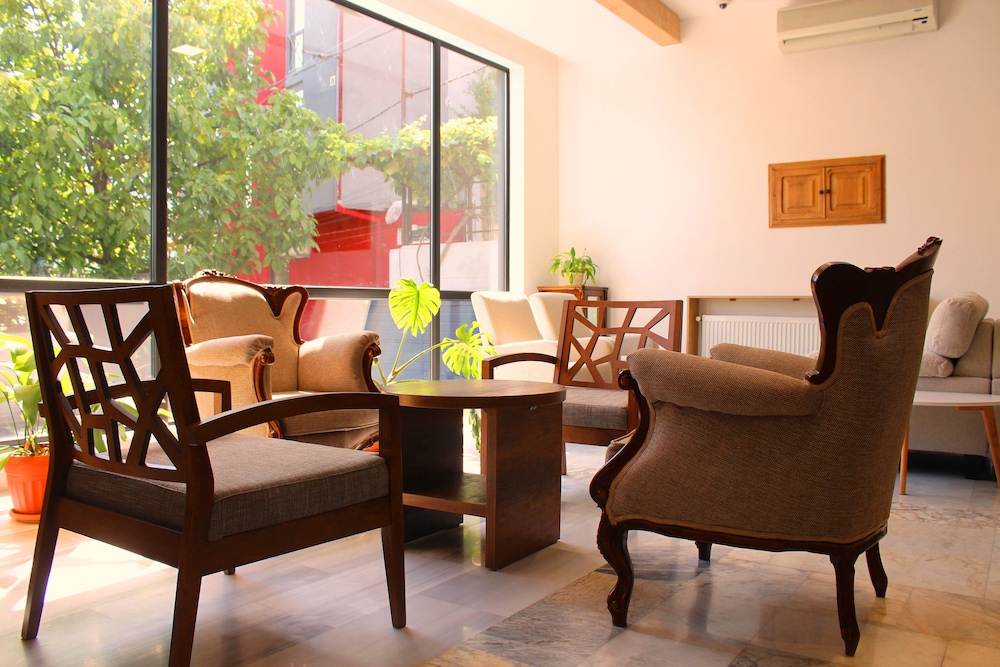 Alliance Hotel 5