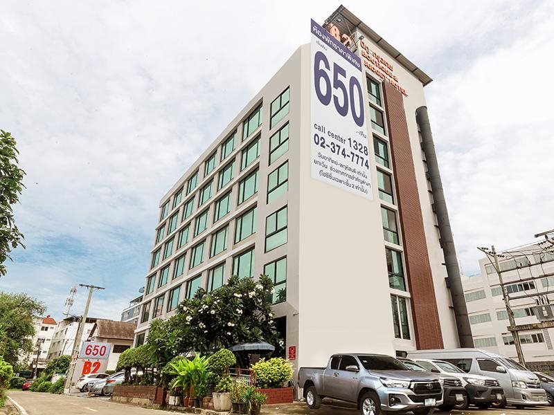 B2 Bangkok Srinakarin 1