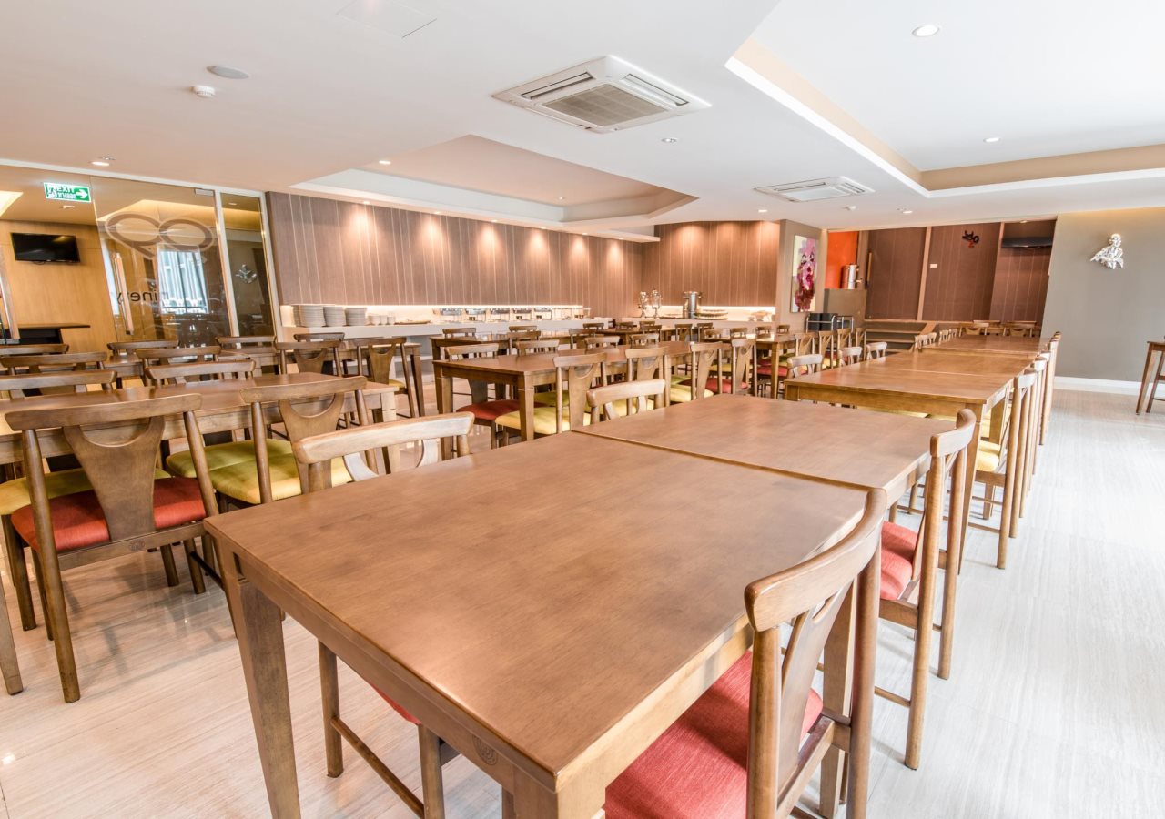 Beyond Suite Hotel 19