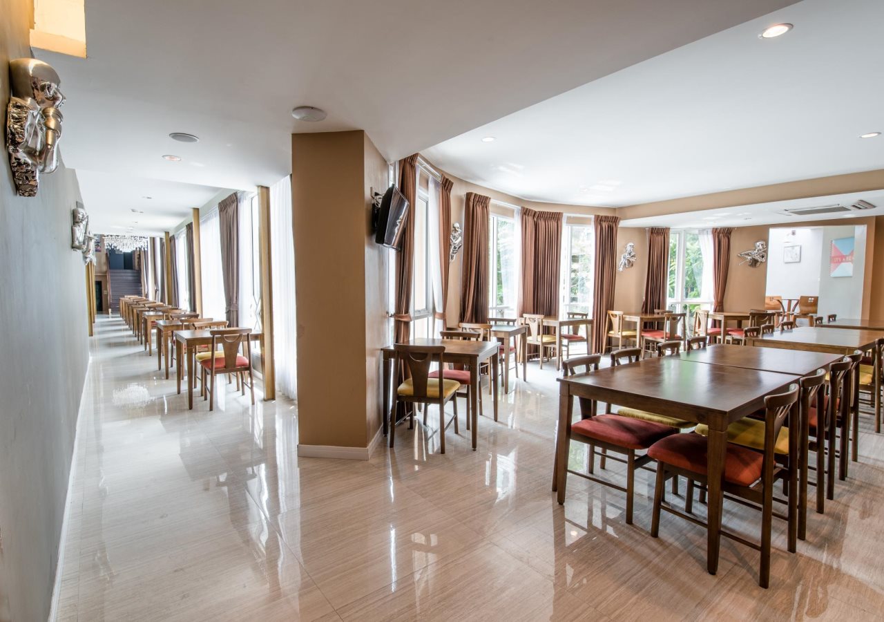 Beyond Suite Hotel 20