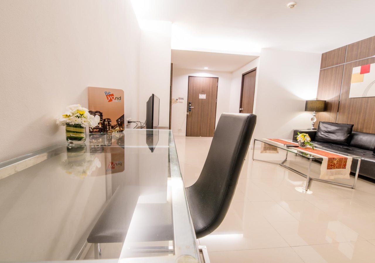 Beyond Suite Hotel 4