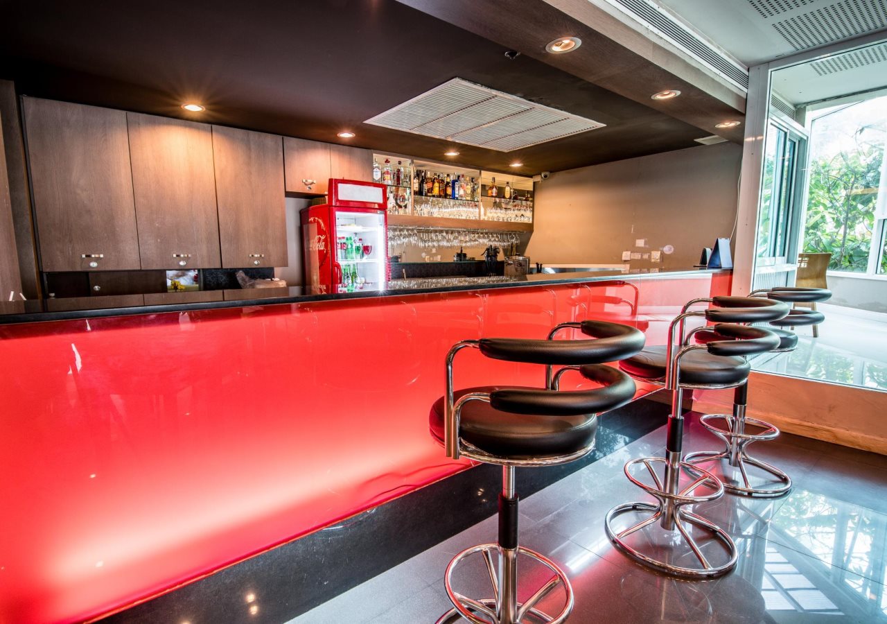 Beyond Suite Hotel 9