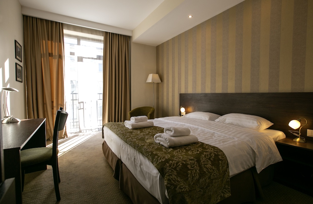 Citrus Hotel 12