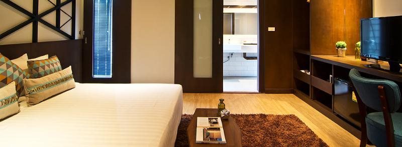 Coco Hotel 24