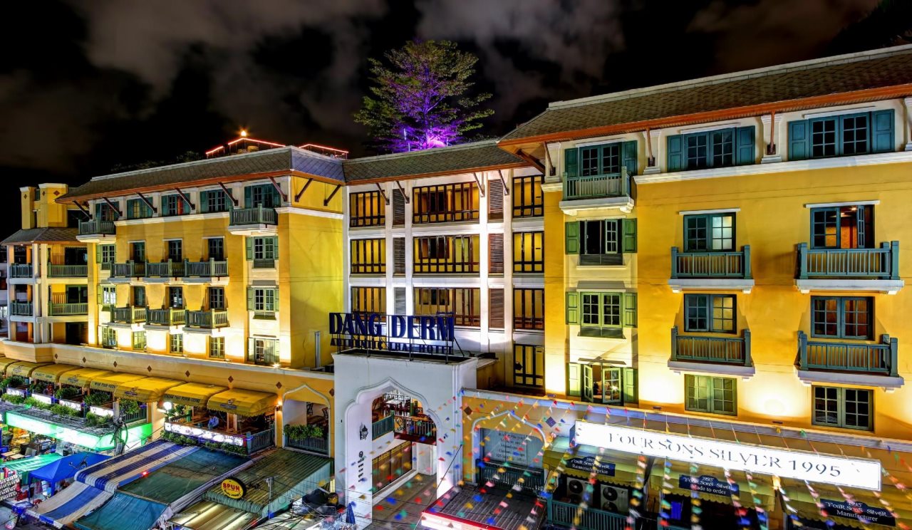 Dang Derm Hotel 19
