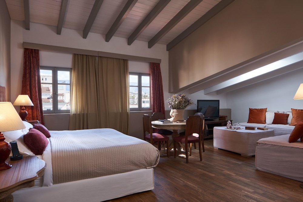 Emporikon Athens Hotel 16