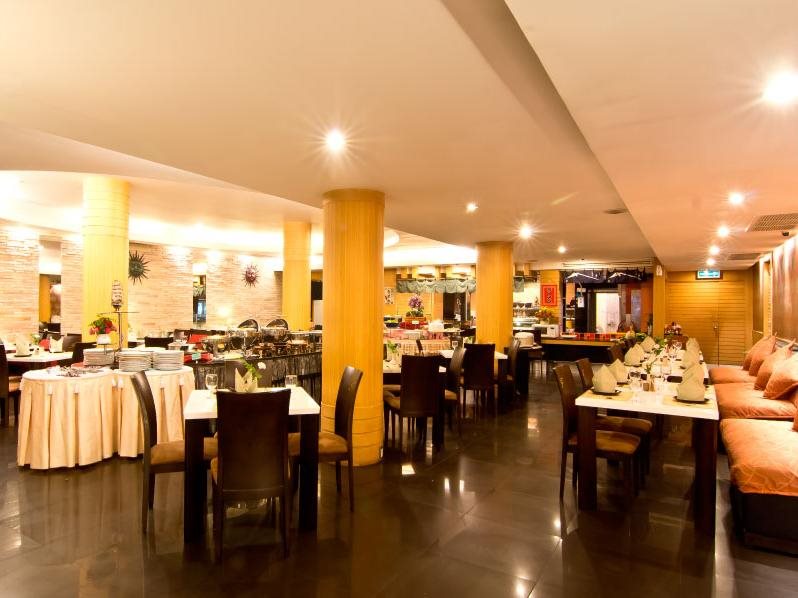 Fortuna Hotel 10