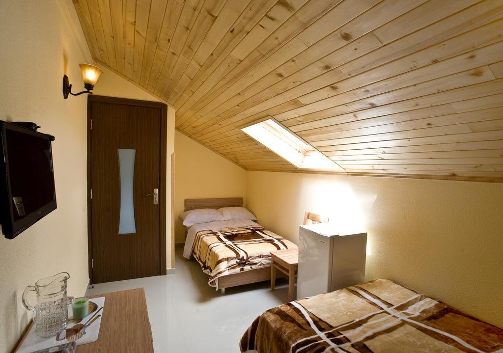 GS Hotel 13