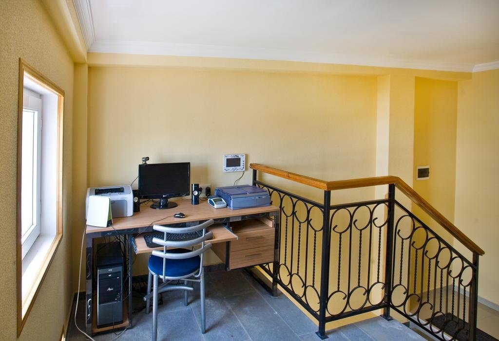 GS Hotel 16