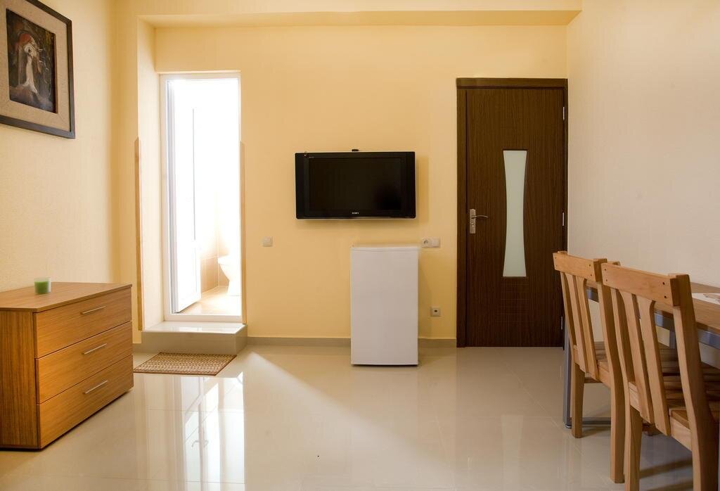 GS Hotel 12