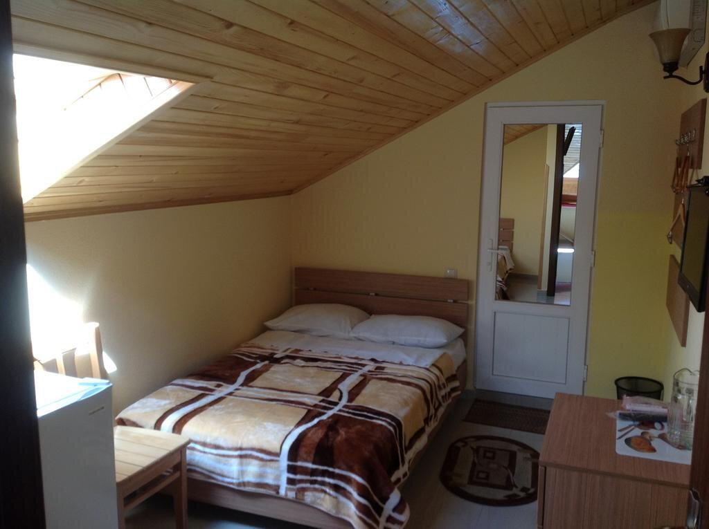 GS Hotel 2