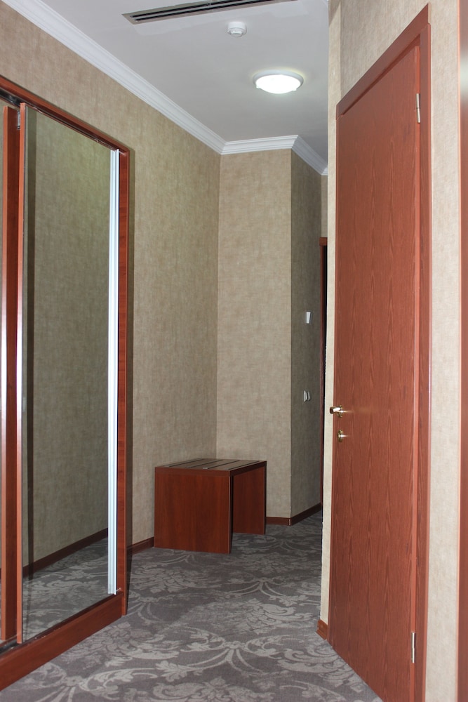 Astoria Tbilisi 8