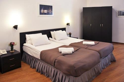 Hotel Corner 4