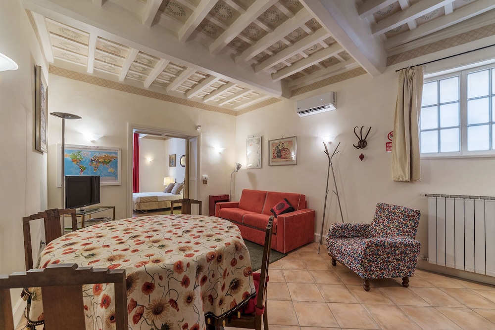 Borghese Contemporary Hotel 10