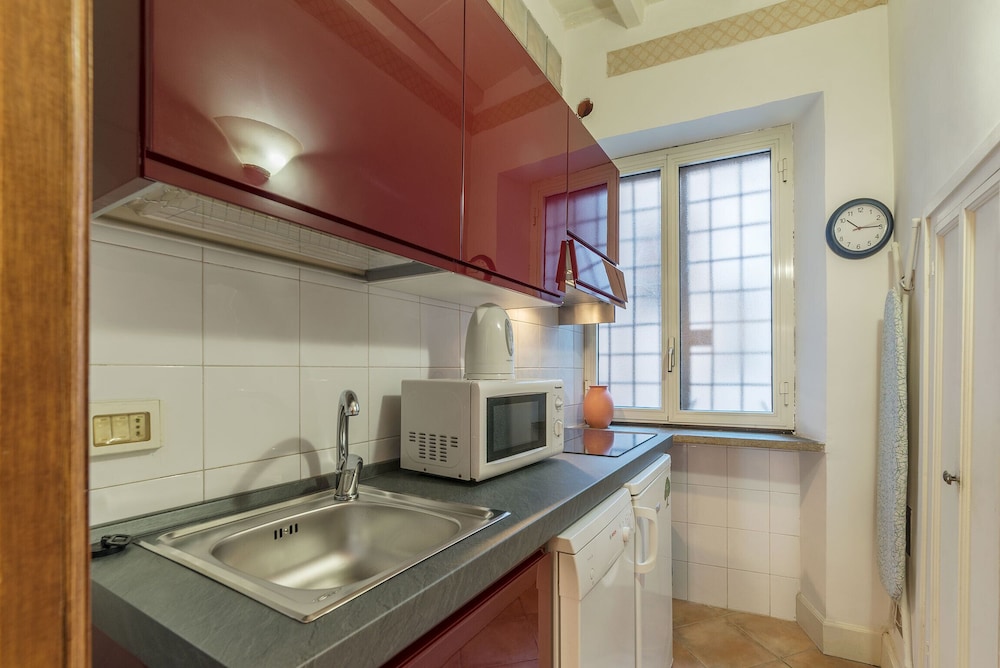 Borghese Contemporary Hotel 8