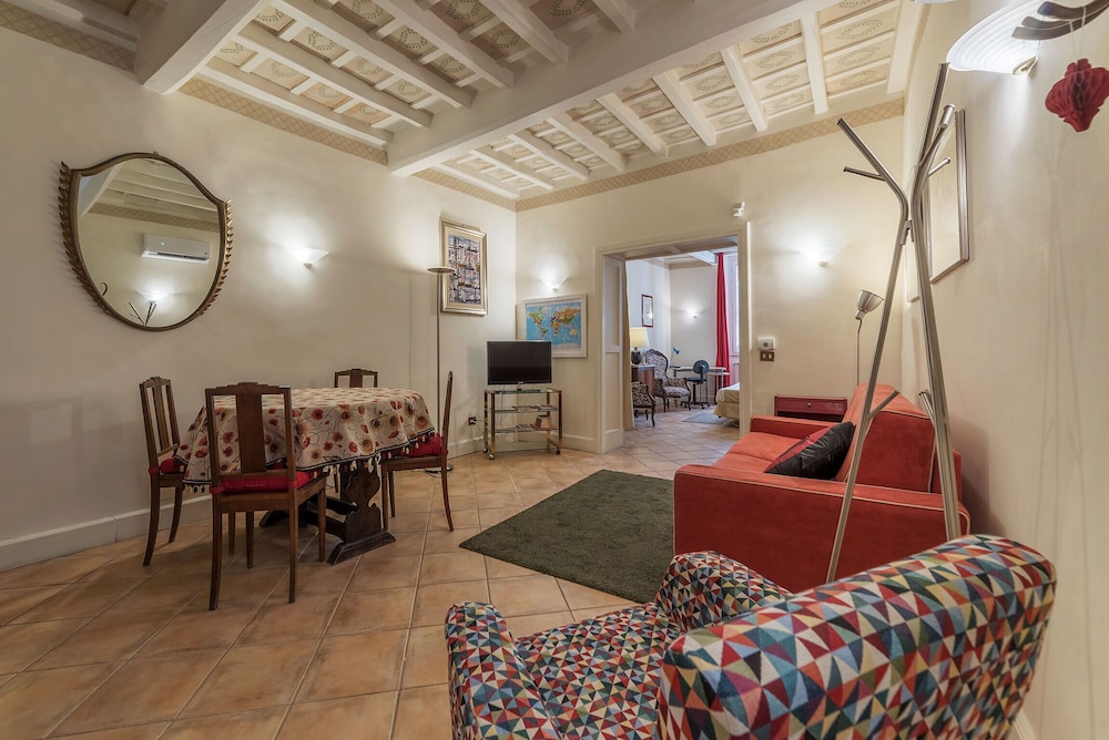 Borghese Contemporary Hotel 1
