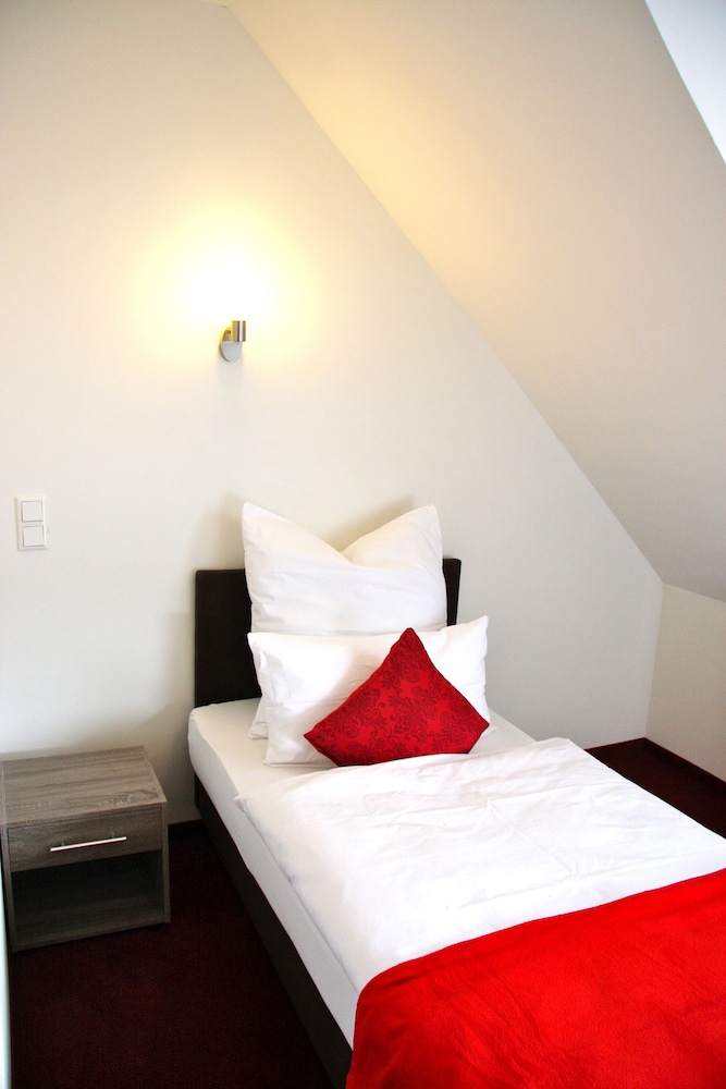 Hotel Gemini 10