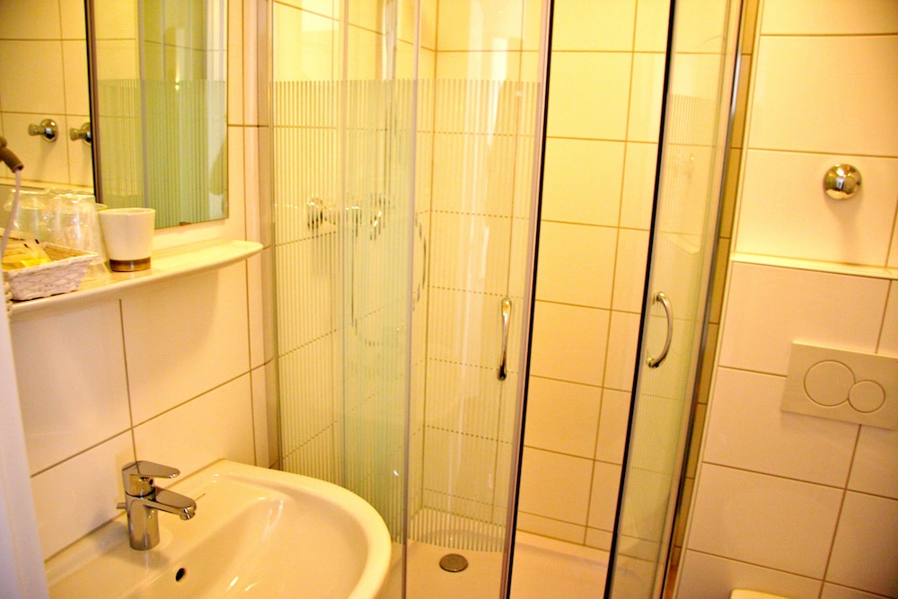Hotel Gemini 17